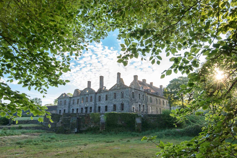 p.036, L'abbaye de Bon-Repos, Côtes d'Armor.