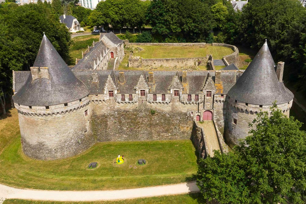 p.066, Le château des Rohan à Pontivy.