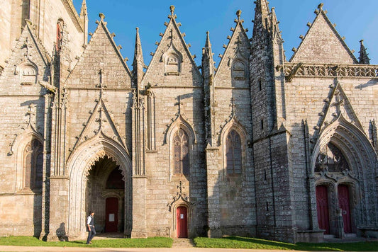 p.088, Chapelle Notre-Dame-de-Quelven dans la vallée de la Sarre.