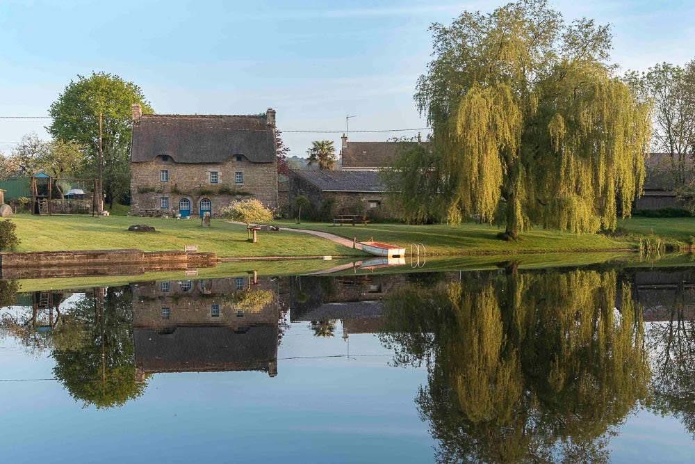 p.110, Les rives du Blavet à proximité de la Crèperie de Sebrevet.