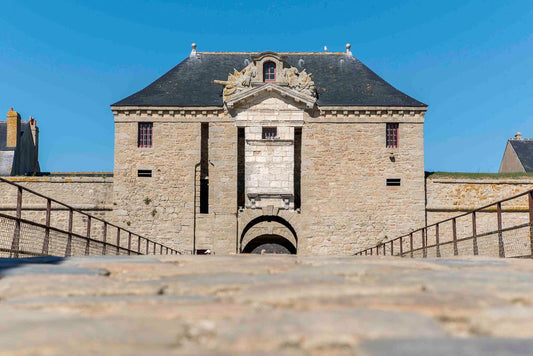 p.137, Sur la citadelle de Port-Louis.