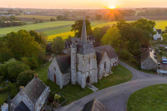 p.058, Notre Dame-des-Carmes près de Neuliac.