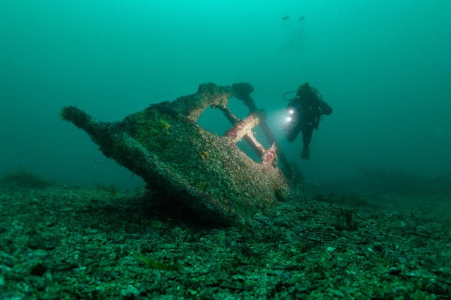 p.070, Étrave de l’épave du cargo Emma, coulé en septembre 1888. Mer d’Iroise – Finistère.